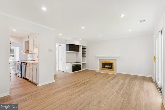 $354,000 | 19724 Wootton Avenue, Poolesville, MD 20837