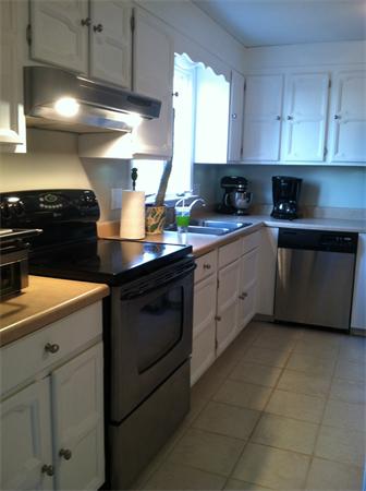 96 South Longyard Road Southwick, MA 01077 - Photo 4 of 30 Gallery Image 4