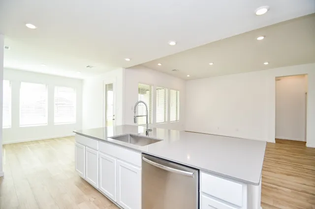 $3,900 | 5624 Frst Cv Drive, Rosenberg, TX 77469