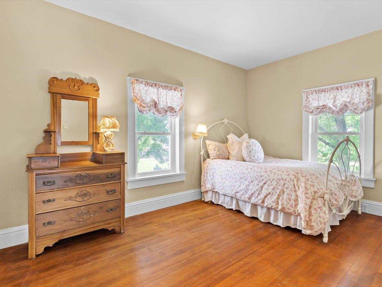 4466 Middle Street Southeast Lone Tree, IA 52755 - Photo 21 of 33 Gallery Image 21