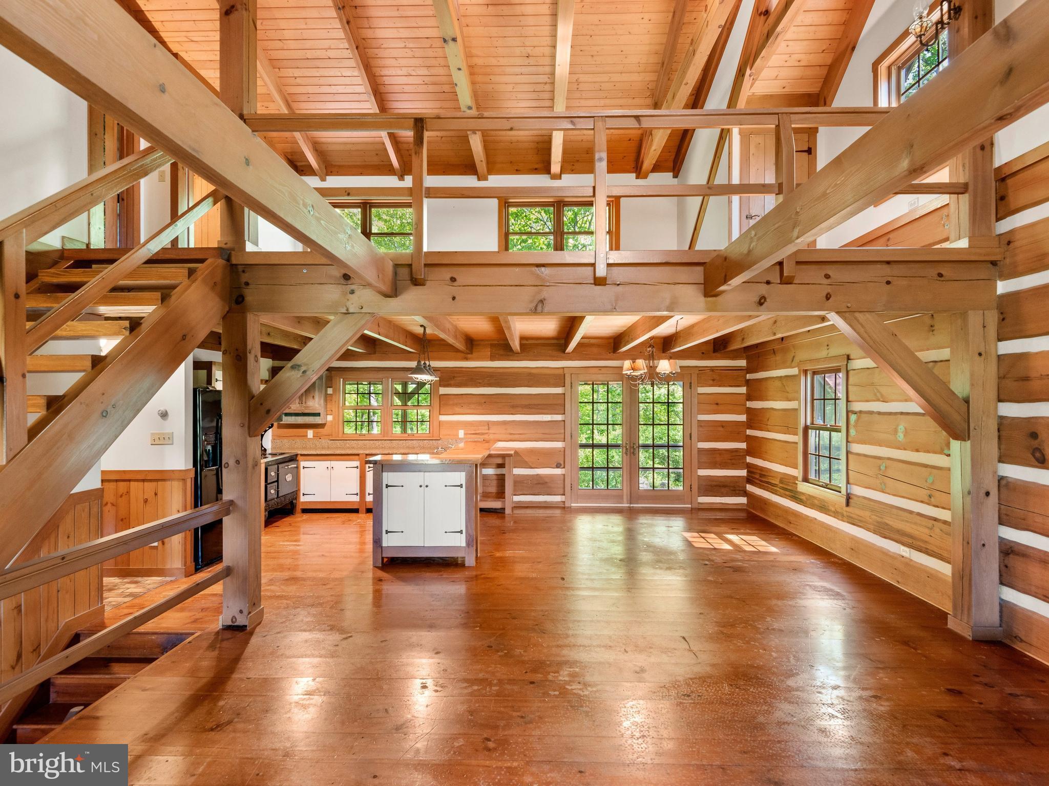 533 Mt Pleasant Road Pottstown, PA 19465 - Photo 15 of 109 Great RM, loft above