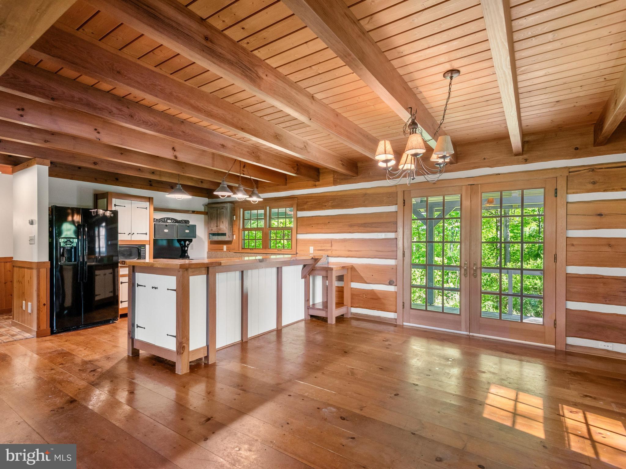533 Mt Pleasant Road Pottstown, PA 19465 - Photo 17 of 109 Dinning to Kitchen