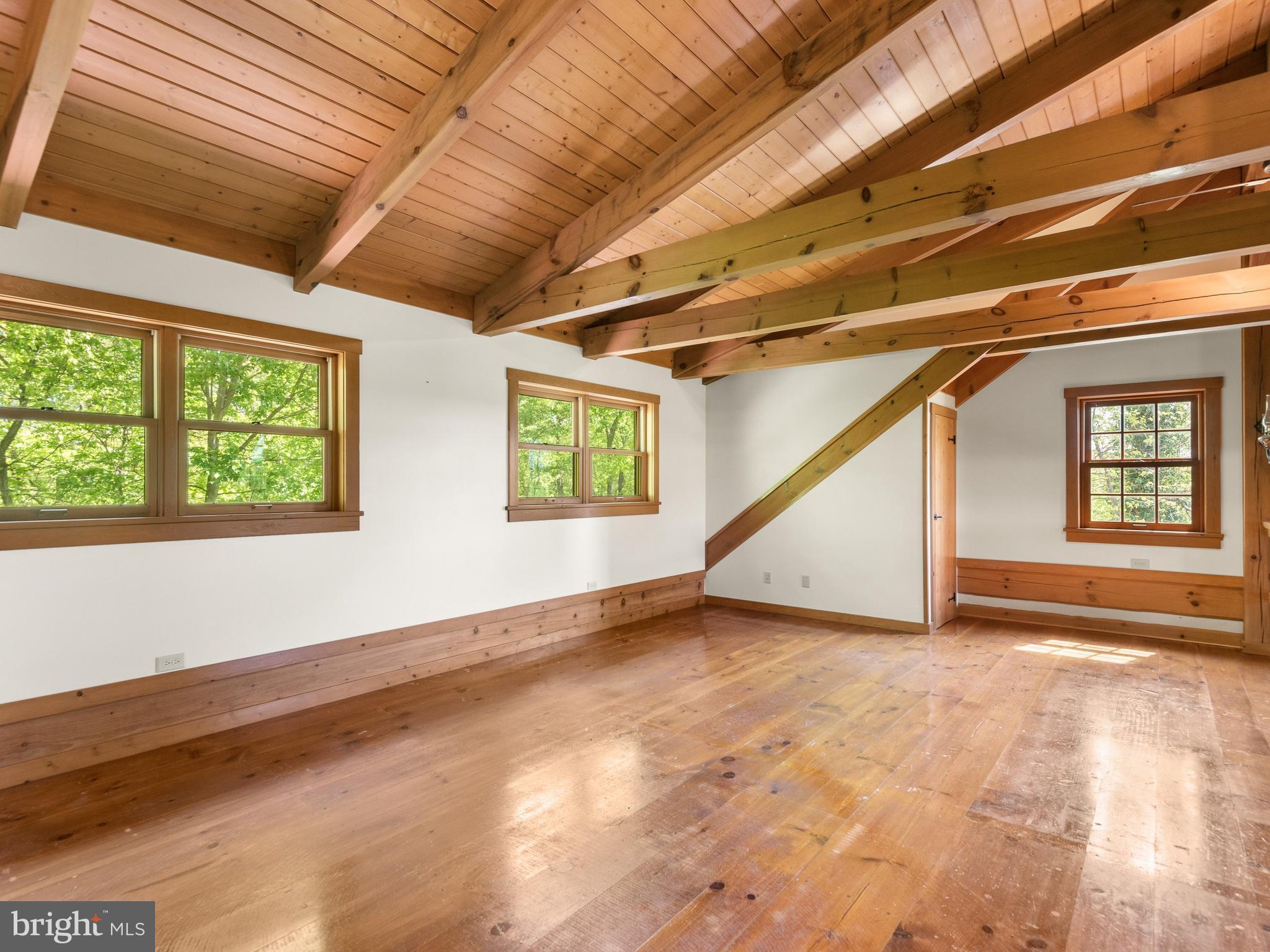 533 Mt Pleasant Road Pottstown, PA 19465 - Photo 29 of 109 Expansive dormer
