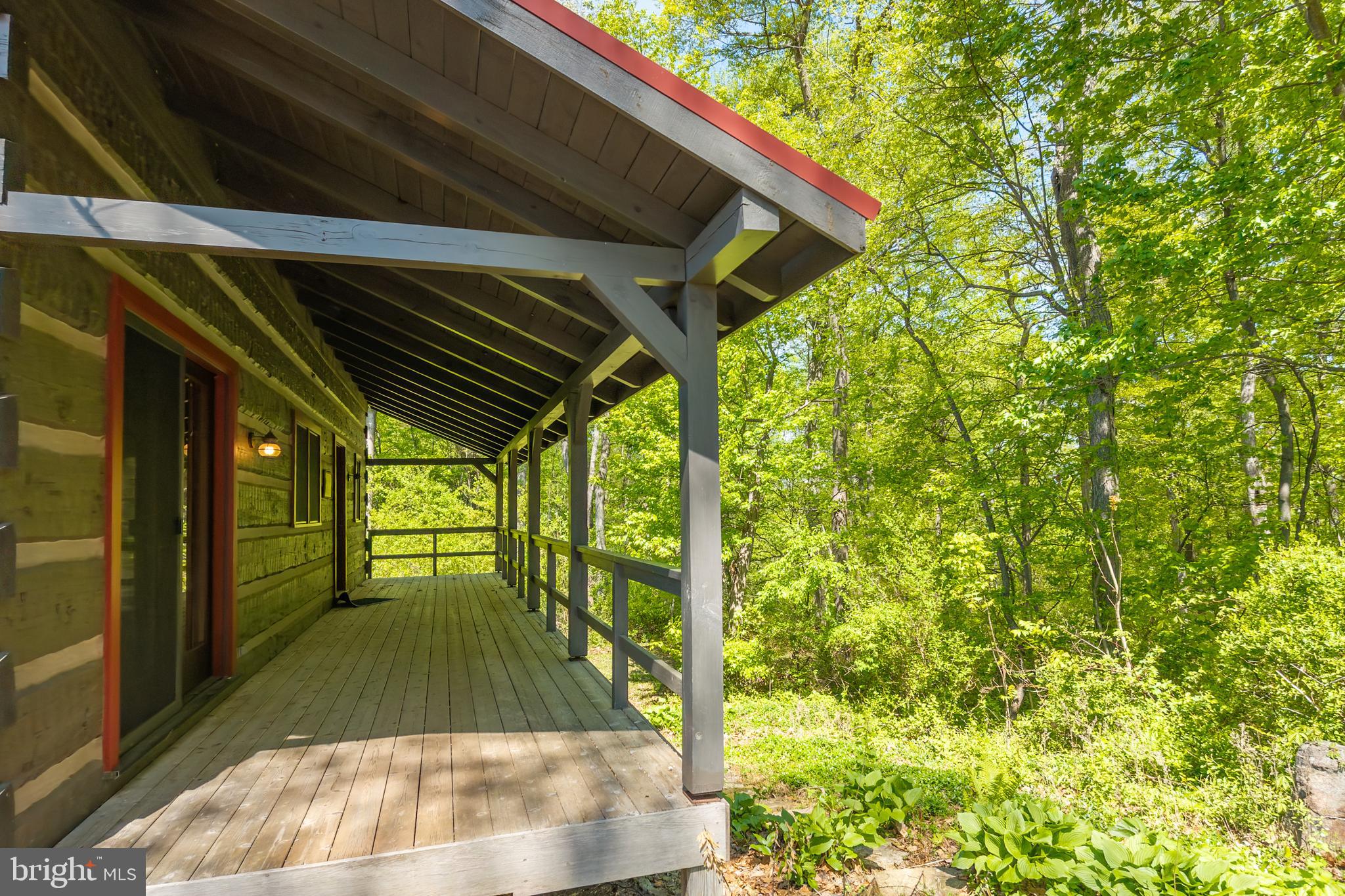 533 Mt Pleasant Road Pottstown, PA 19465 - Photo 49 of 109 Entering back porch