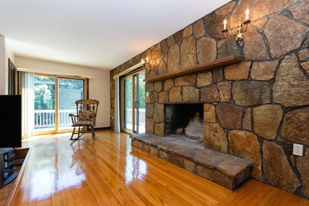4 Oaklawn Road Freetown, MA 02702 - Photo 11 of 37