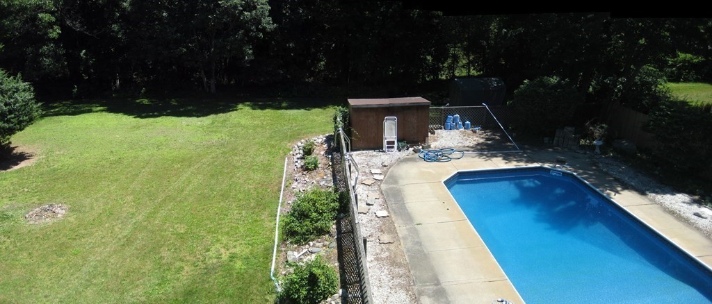 4 Oaklawn Road Freetown, MA 02702 - Photo 29 of 37