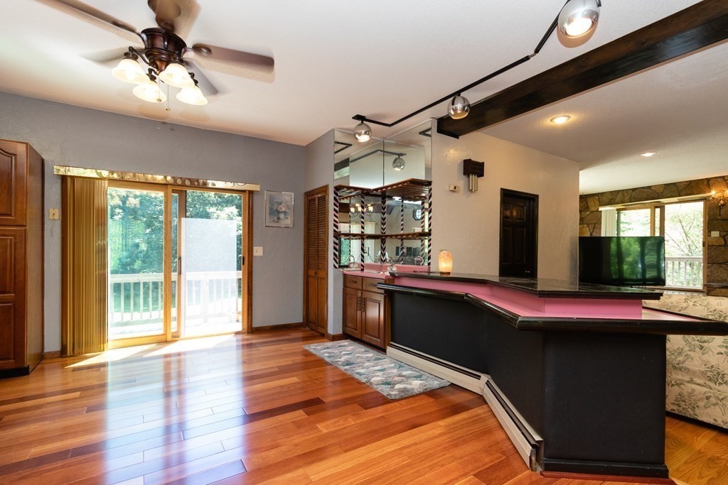 4 Oaklawn Road Freetown, MA 02702 - Photo 6 of 37