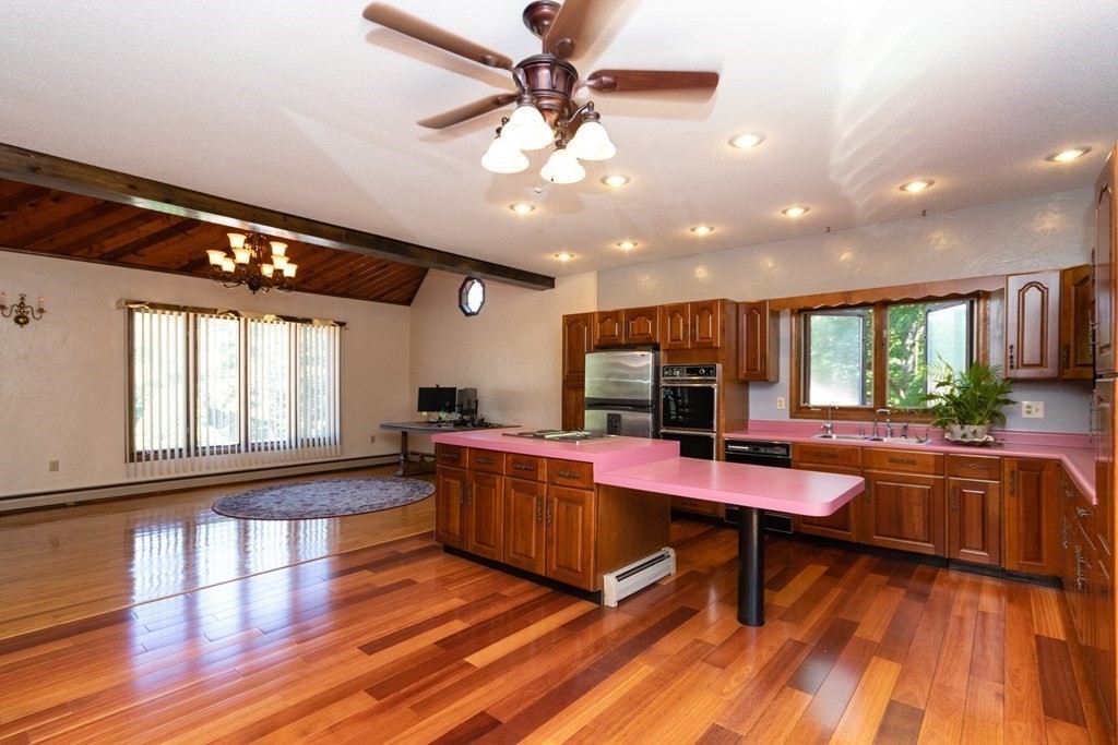 4 Oaklawn Road Freetown, MA 02702 - Photo 7 of 37