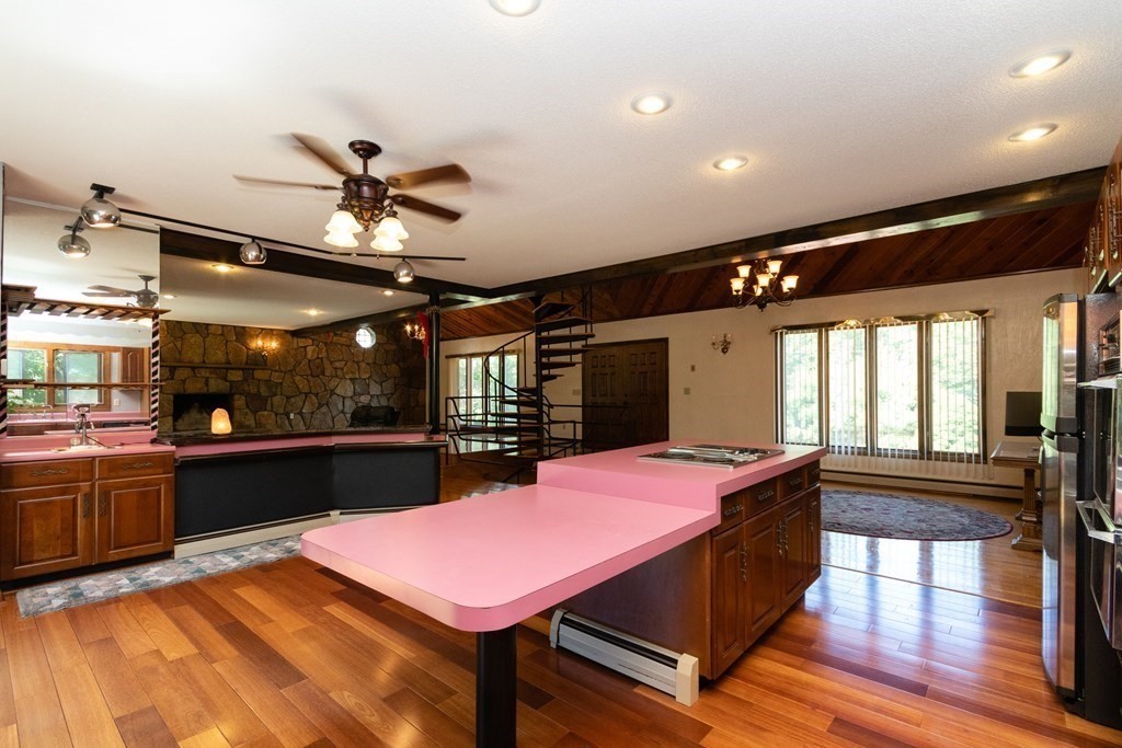 4 Oaklawn Road Freetown, MA 02702 - Photo 8 of 37
