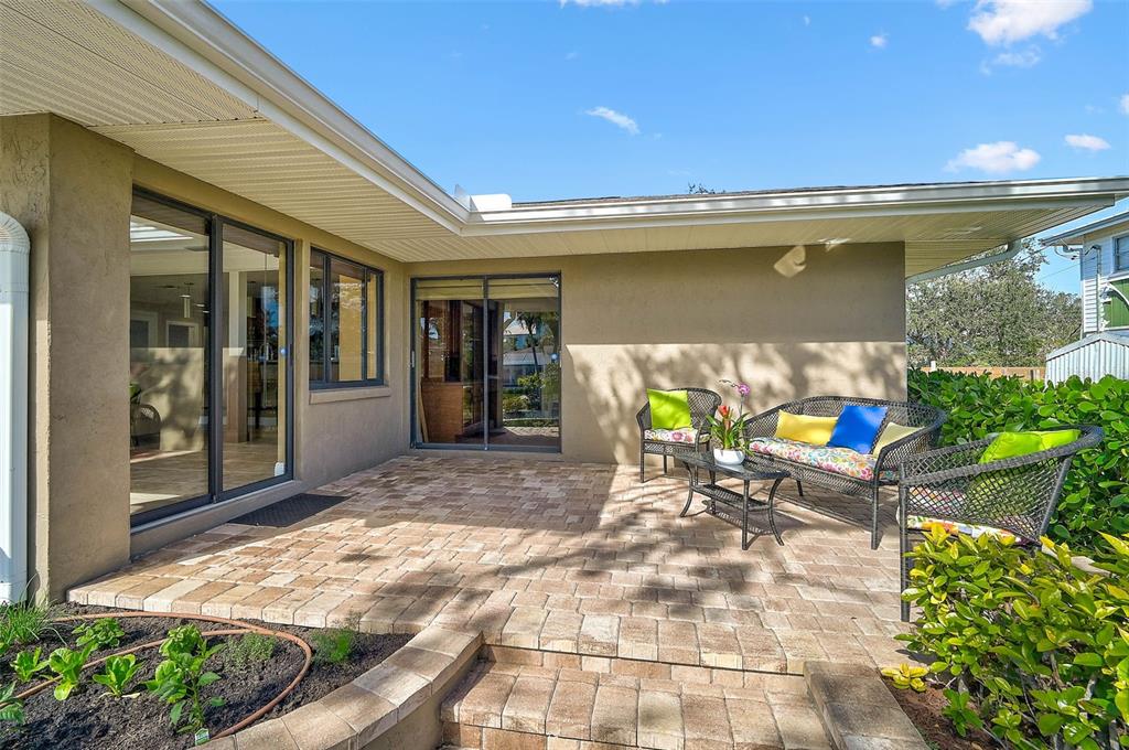 641 Bayshore Road Nokomis, FL 34275 - Photo 13 of 63 a view of outdoor space yard and patio