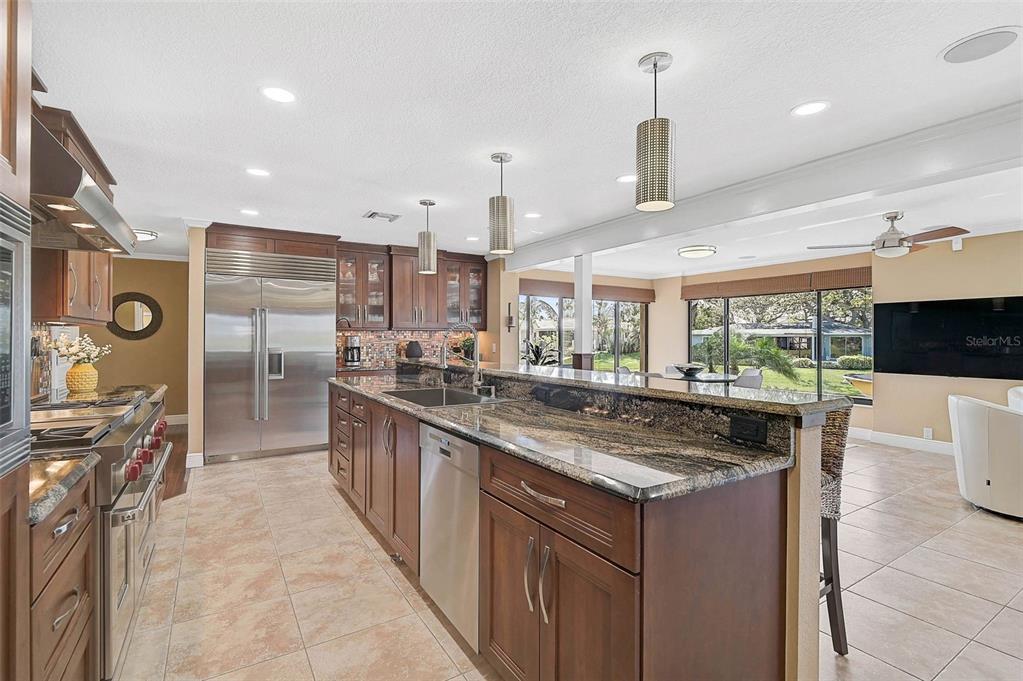 641 Bayshore Road Nokomis, FL 34275 - Photo 32 of 64