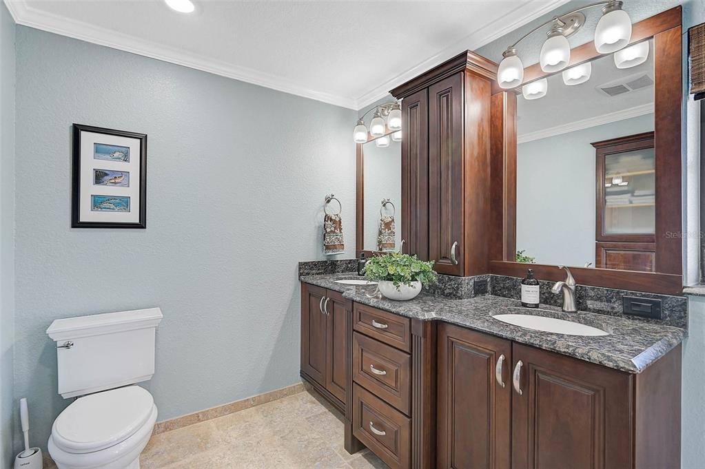 641 Bayshore Road Nokomis, FL 34275 - Photo 43 of 64