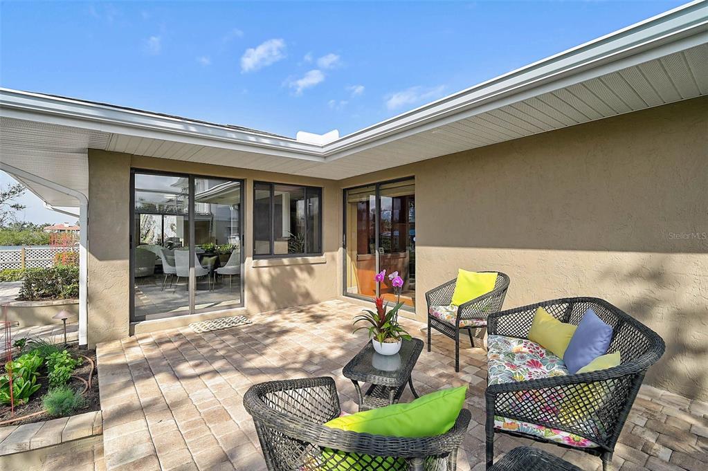 641 Bayshore Road Nokomis, FL 34275 - Photo 57 of 63 a outdoor space with furniture