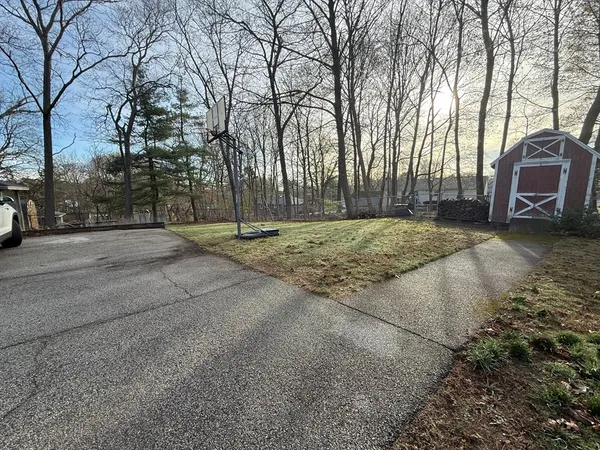 $3,300 | 89 Mill Street, Unit 1, Weymouth, MA 02188