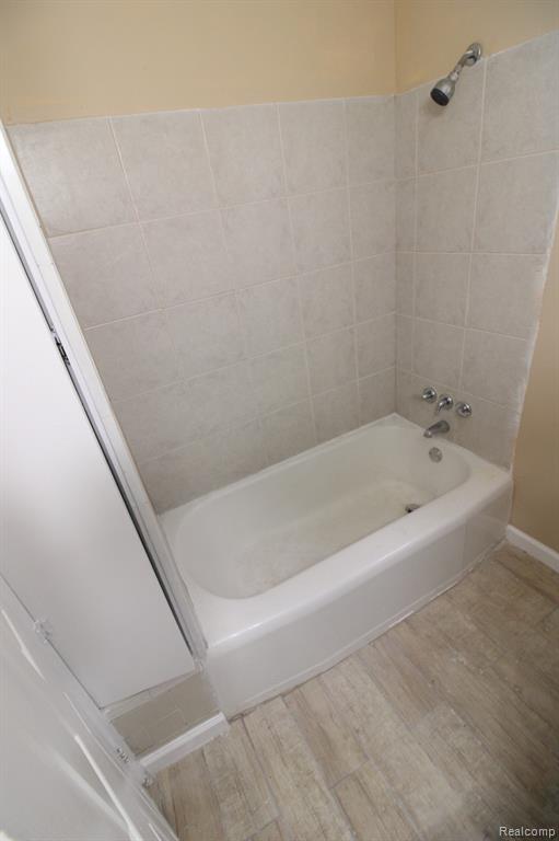 8096 Chamberlain Street Detroit, MI 48209 - Photo 6 of 10