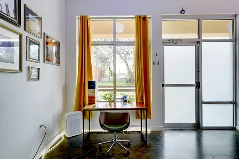 $365,000 | 2401 East 6th Street, Unit 5068, Austin, TX 78702