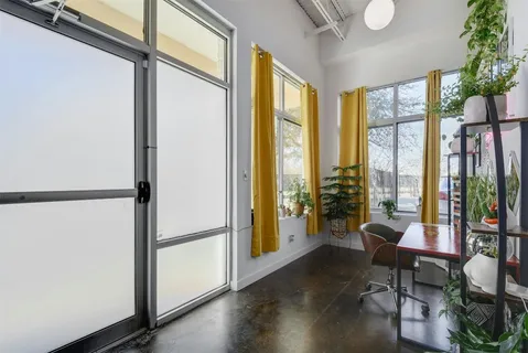 $365,000 | 2401 East 6th Street, Unit 5068, Austin, TX 78702