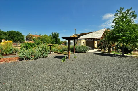 $358,500 | 2401 East 6th Street, Unit 5068, Austin, TX 78702