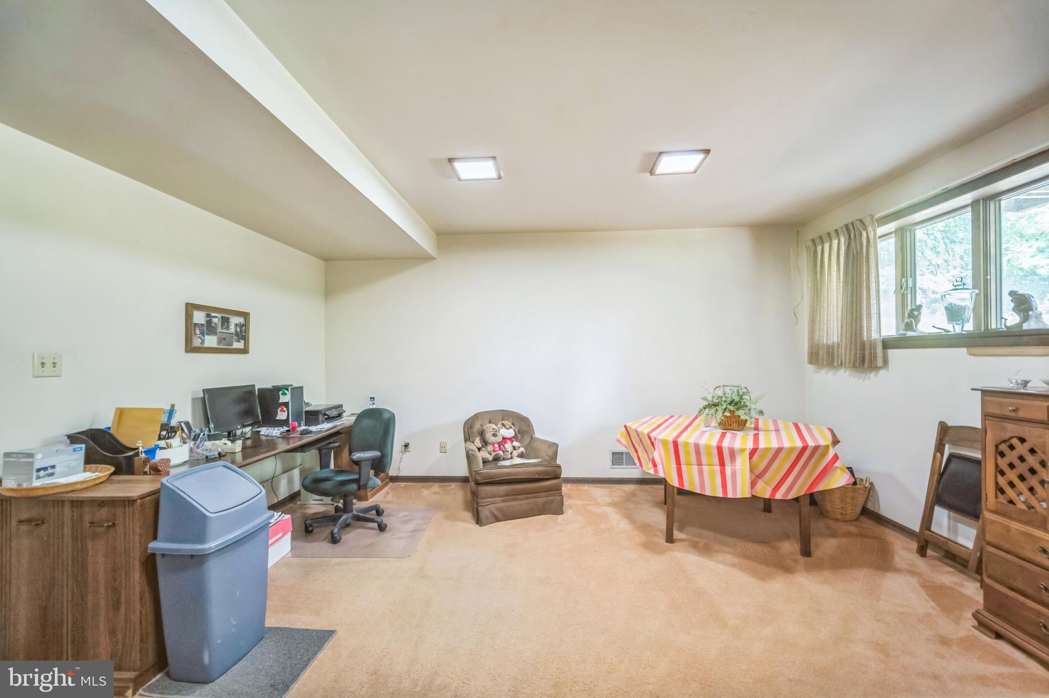 215 Skyline Drive Reading, PA 19606 - Photo 25 of 32