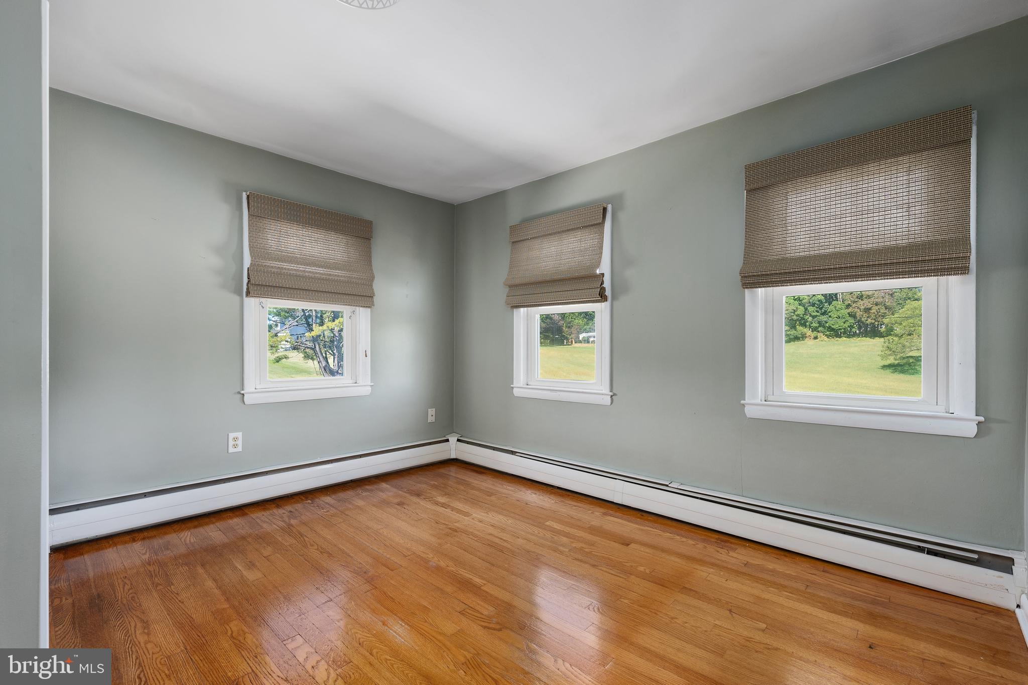 16357 Trenton Road Upperco, MD 21155 - Photo 34 of 68 an empty room with windows