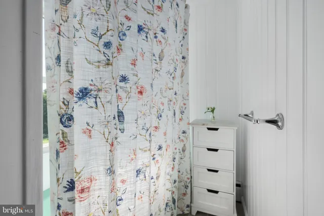 a view of an entryway