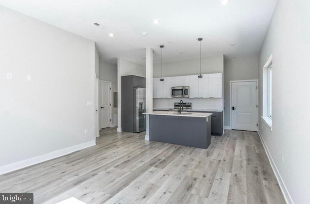 2710 Ridge Avenue, Unit 2 Philadelphia, PA 19121 - Photo 4 of 11