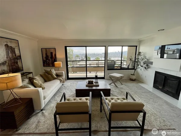 $3,500 | 700 Crockett Street, Unit 204, Seattle, WA 98109