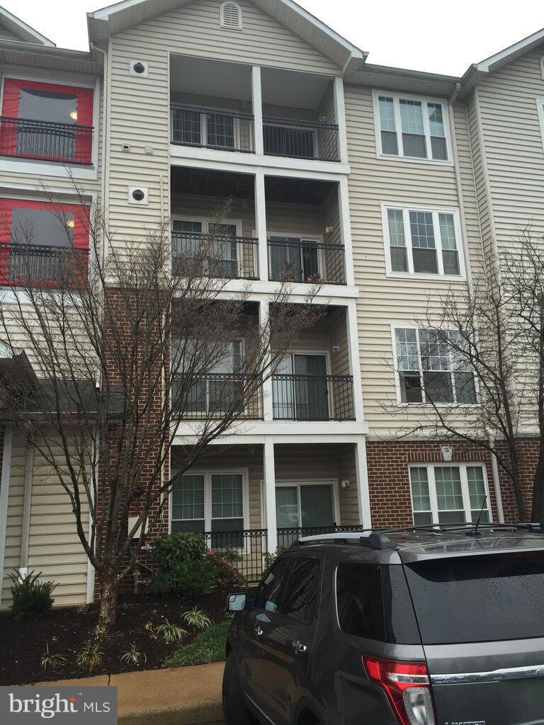 1530 Spring Gate Dr., Unit 9411 McLean, VA 22102 - Photo 2 of 22 Exterior (Front)