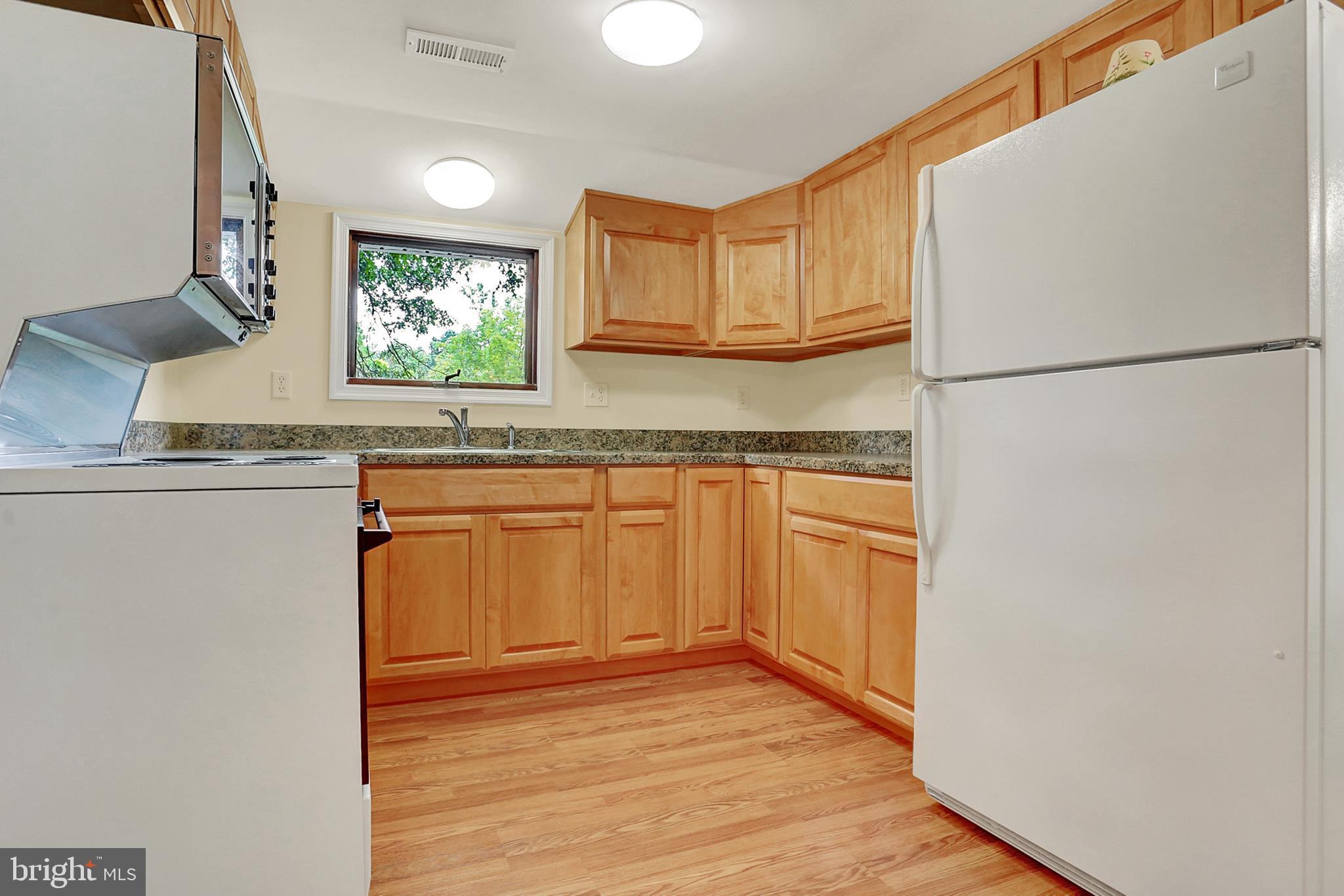 10 Hilltop Road Delta, PA 17314 - Photo 13 of 20 Kitchen