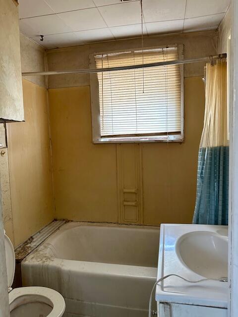 3593 South Maple Island Road Hesperia, MI 49421 - Photo 7 of 12 3593SMapleIsland-FullBath