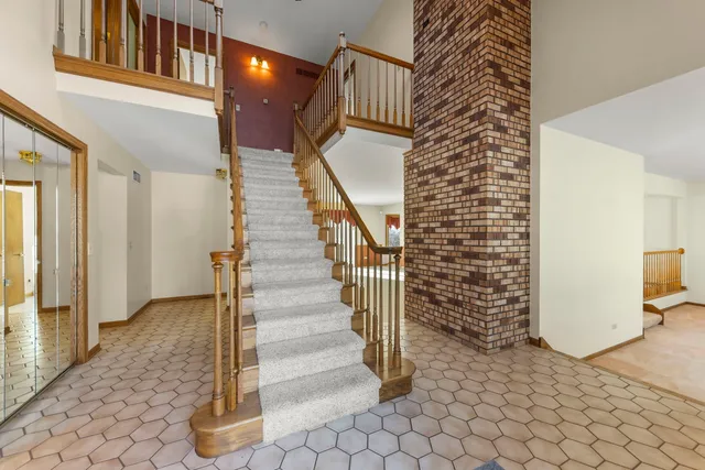 $335,000 | 524 Meadow Lane, Beecher, IL 60401