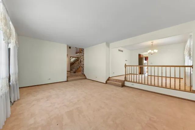 $335,000 | 524 Meadow Lane, Beecher, IL 60401