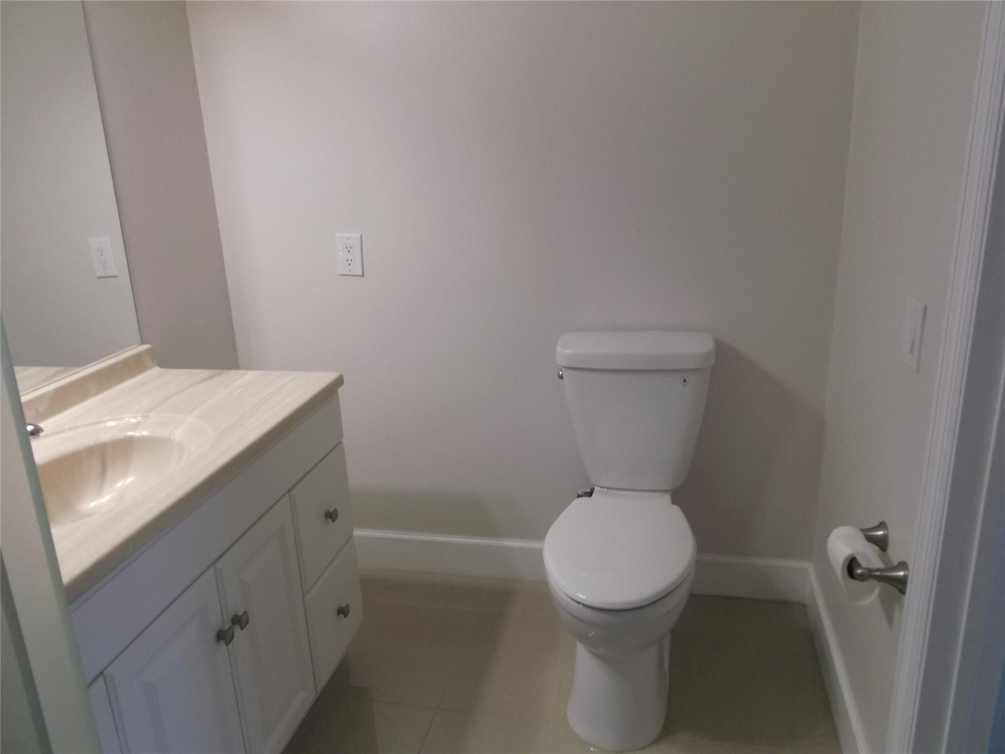 2955 Riverside Drive, Unit 103 Coral Springs, FL 33065 - Photo 19 of 26 Photo 18