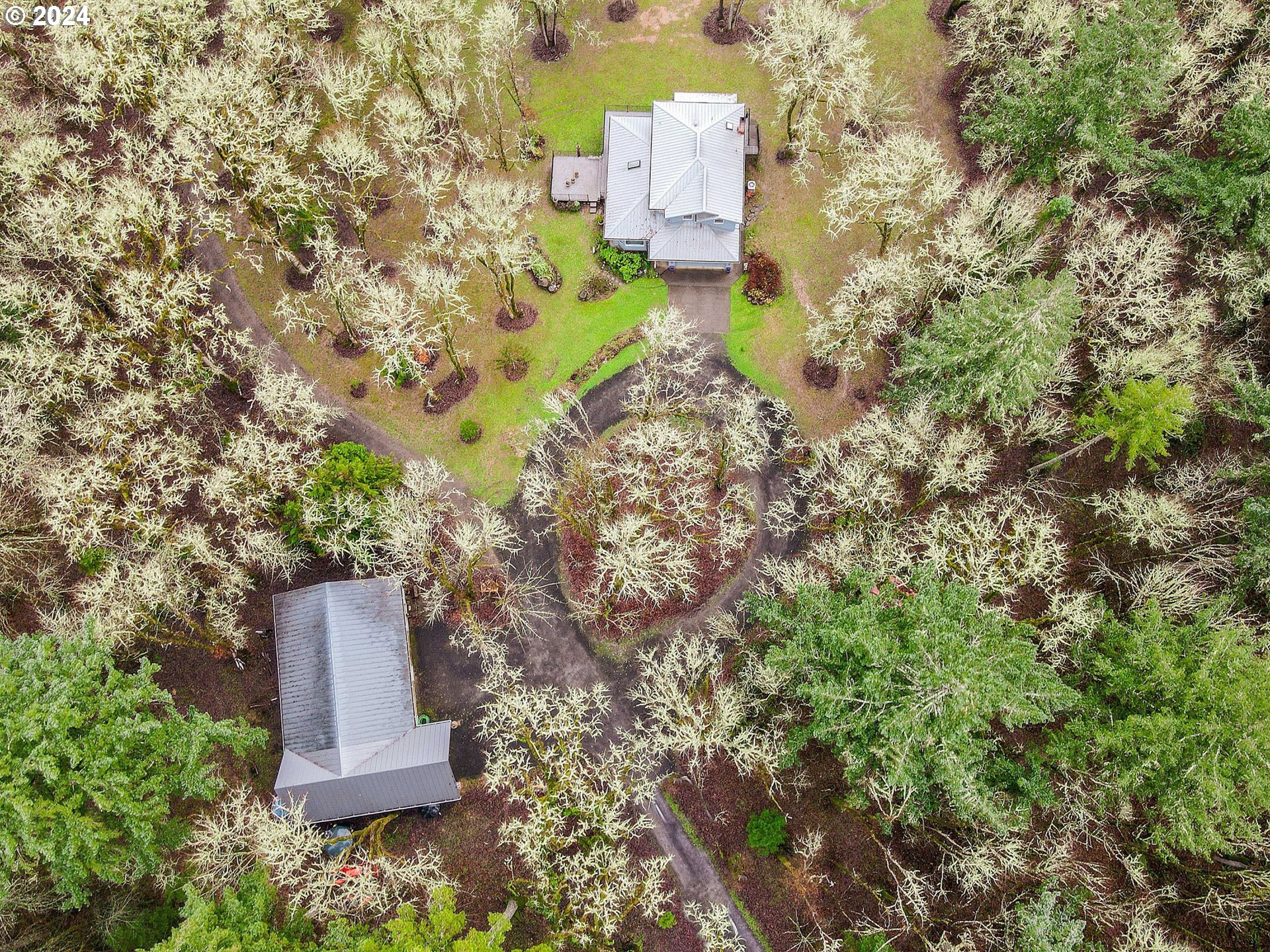 2080 Cherry Knoll Road Dallas, OR 97338 - Photo 3 of 48 an aerial view of residential house with outdoor space