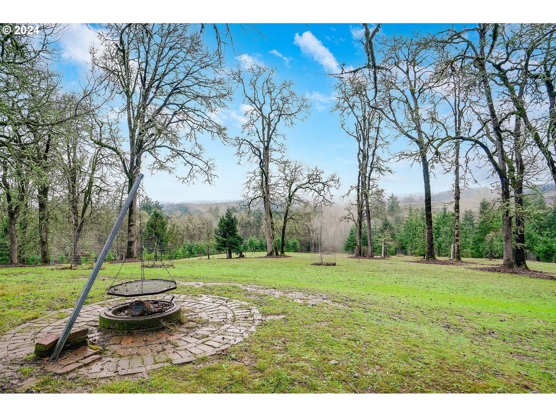 2080 Cherry Knoll Road Dallas, OR 97338 - Photo 42 of 48 a view of a park with large trees