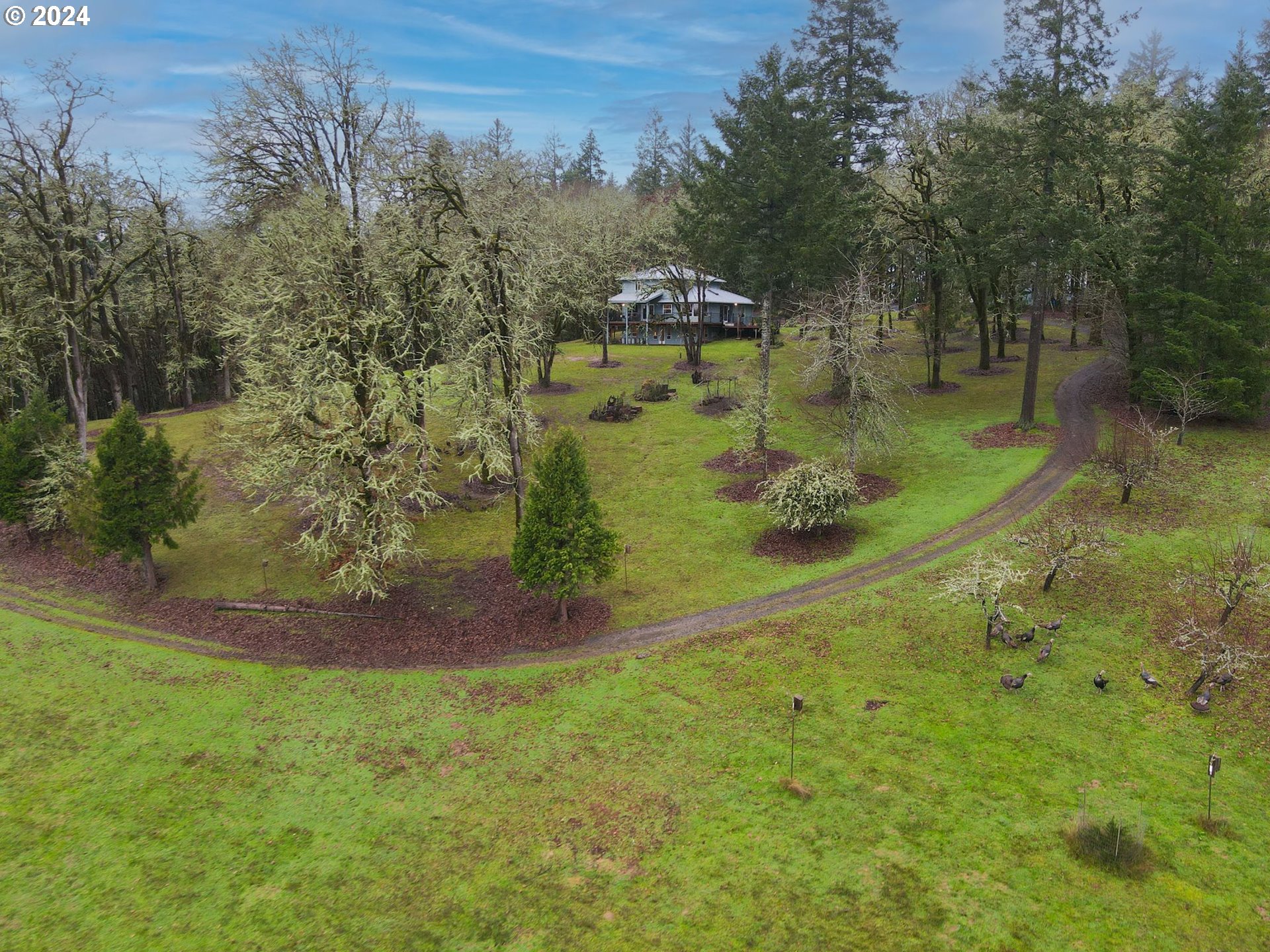 2080 Cherry Knoll Road Dallas, OR 97338 - Photo 7 of 48 a view of a backyard