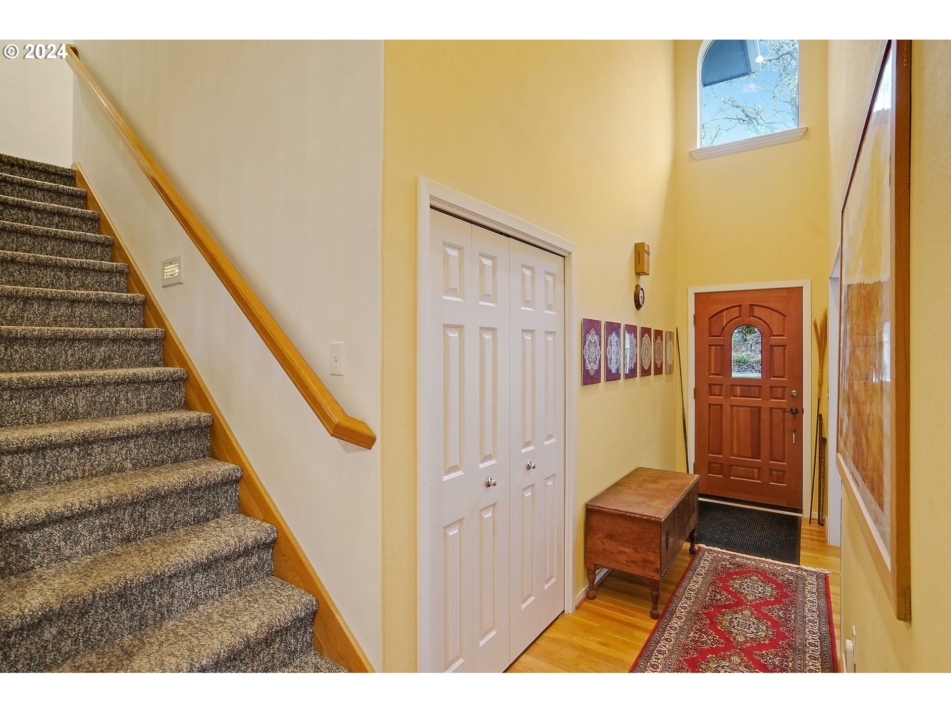2080 Cherry Knoll Road Dallas, OR 97338 - Photo 10 of 48 a view of an entryway