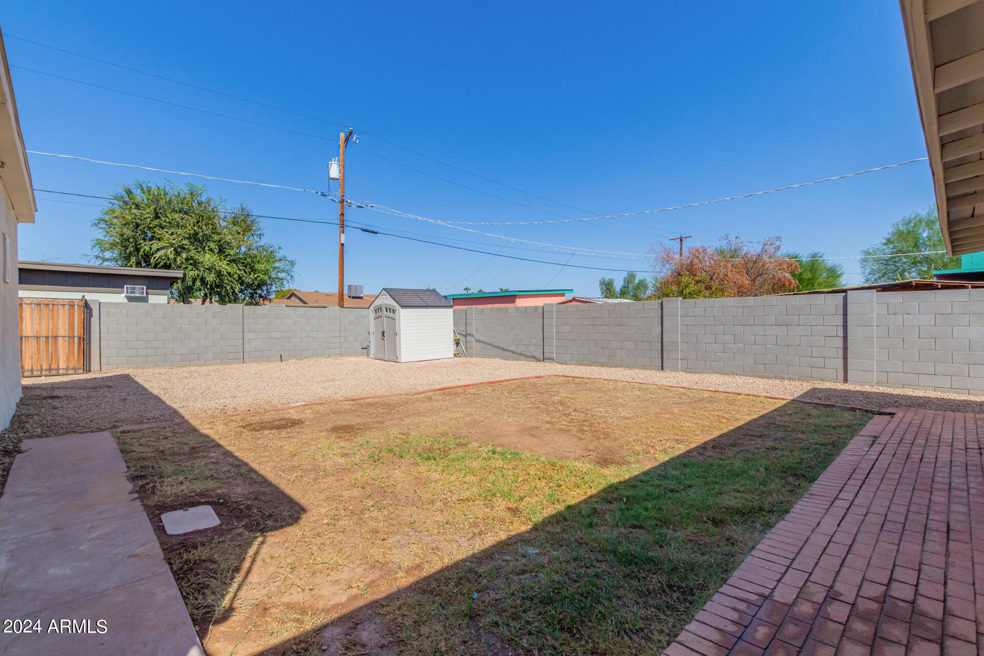 1814 West Roma Avenue Phoenix, AZ 85015 - Photo 21 of 32 0030-30 - Roma