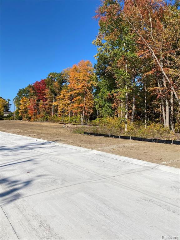 0 Crestwyk Lane, Unit 7 Rochester, MI 48307 - Photo 8 of 10