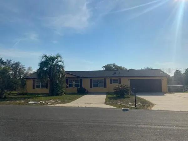 $2,250 | 5067 Courtland Road, Spring Hill, FL 34608