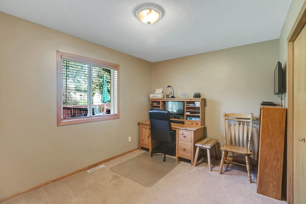 139 Linden Road Prescott, WI 54021 - Photo 10 of 27 Gallery Image 10
