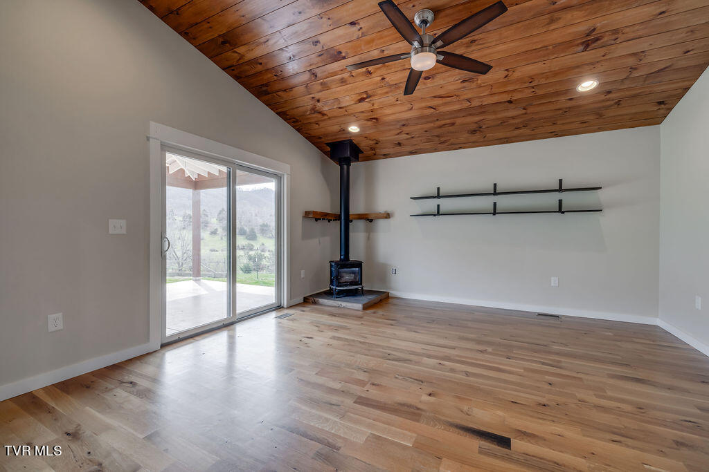 259 Bill Bennett Road Johnson City, TN 37604 - Photo 15 of 61 015