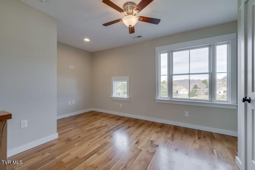 259 Bill Bennett Road Johnson City, TN 37604 - Photo 30 of 61 030