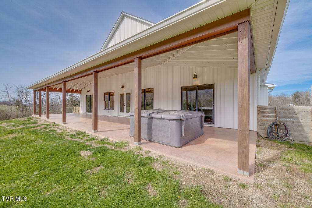 259 Bill Bennett Road Johnson City, TN 37604 - Photo 44 of 61 044