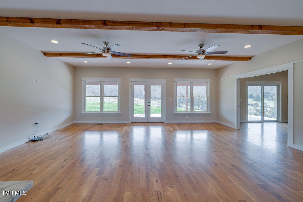 259 Bill Bennett Road Johnson City, TN 37604 - Photo 9 of 61 009