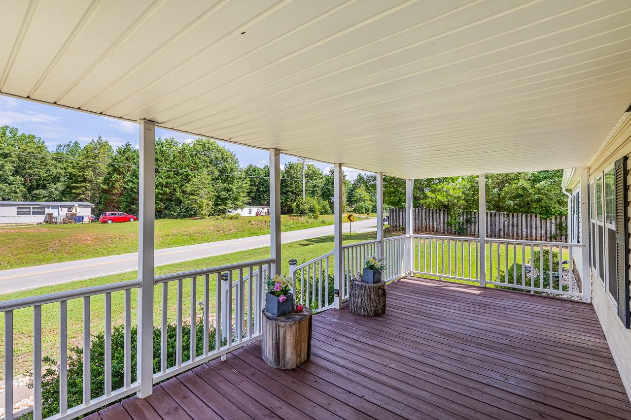 335 Otts Shoals Road Roebuck, SC 29376 - Photo 4 of 50