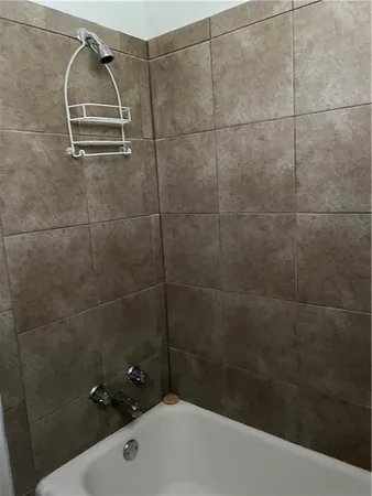 $1,000 | 2060 Benefit Street, New Orleans, LA 70122