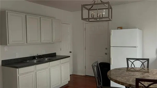 $1,000 | 2060 Benefit Street, New Orleans, LA 70122