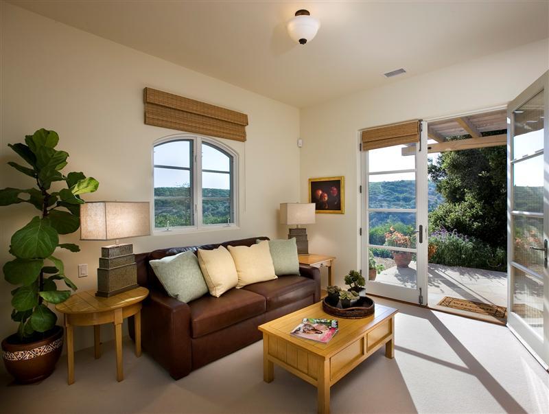 330 Asegra Road Santa Barbara, CA 93108 - Photo 3 of 9 Guest House