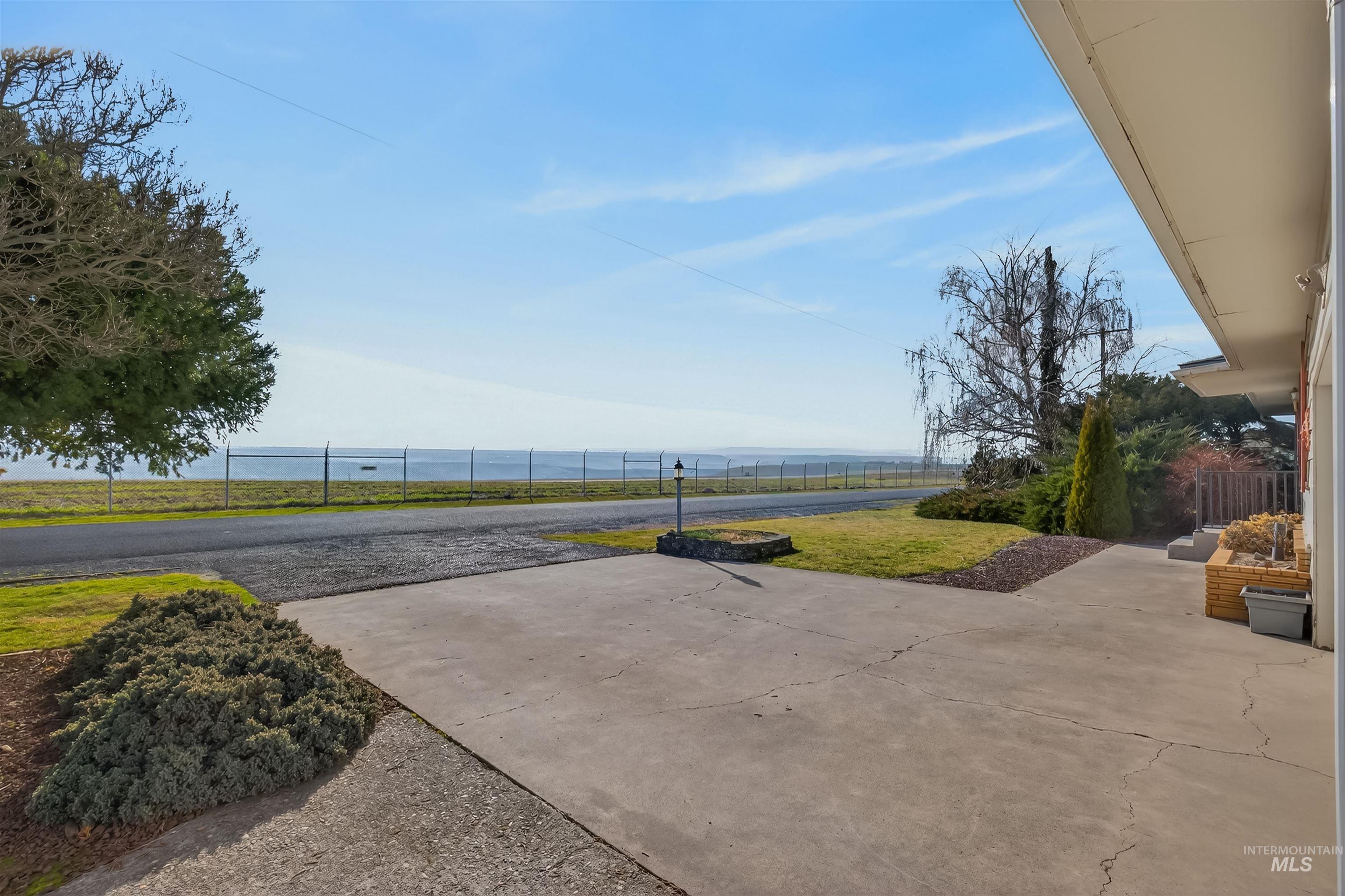 609 Grelle Avenue Lewiston, ID 83501 - Photo 45 of 48 View of patio